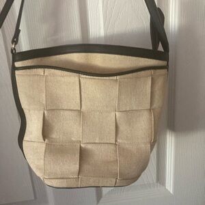 Elegant Cream woven canvas bucket Bag a new day